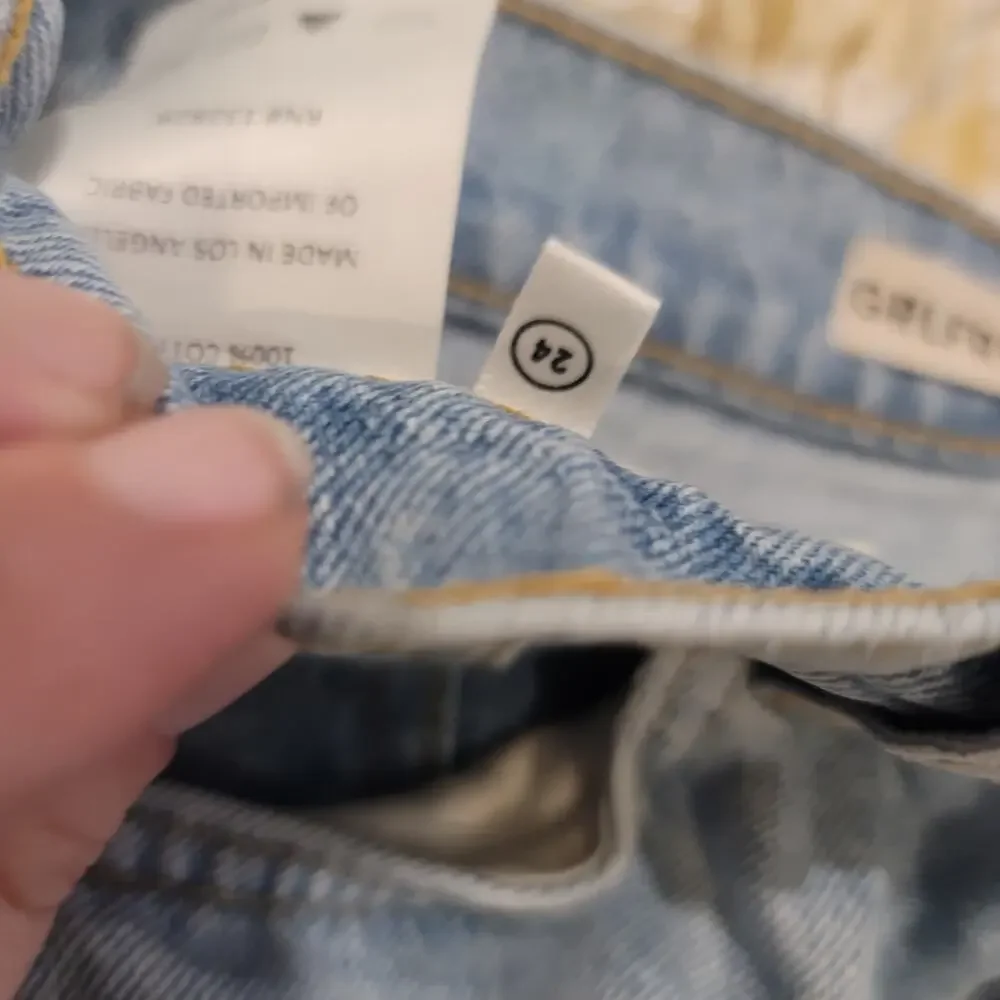 GRLFRND Cassidy Mid Rise Straight in Park Slope NWT Size 24 - Picture 8 of 9